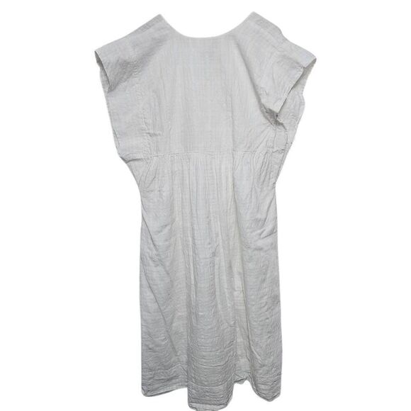 Mirth Sonoma dress box weave  in white - Picture 9 of 10